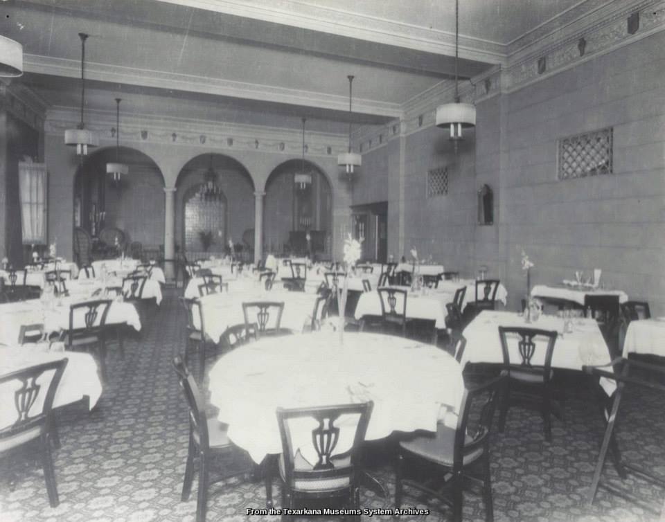 Black and white image of Hotel Grim dining area