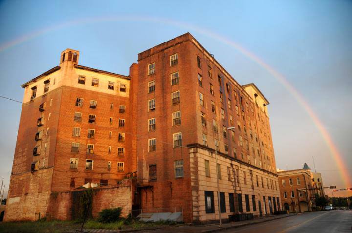 Hotel Grim with rainbow